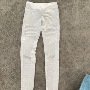 Alo Yoga white leggings full length